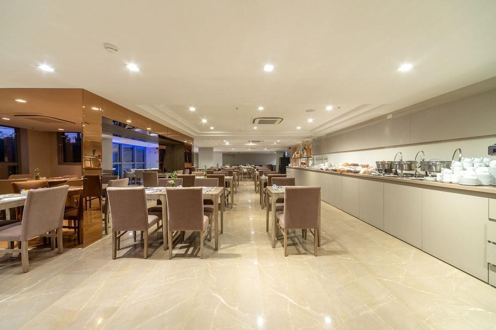 Laghetto Stilo Higienopolis 4* Porto Alegre